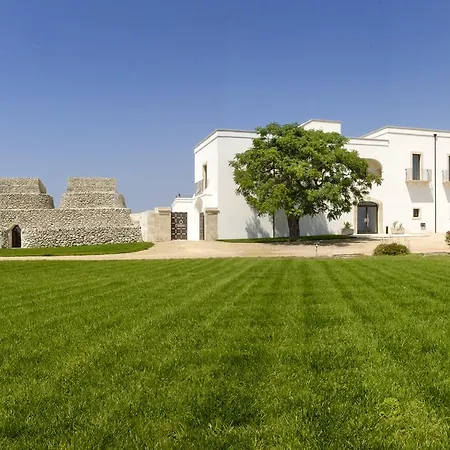 Hotel Masseria Bagnara & 4*